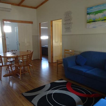 Caseys Beach Holiday Park Sunshine Bay Екстериор снимка