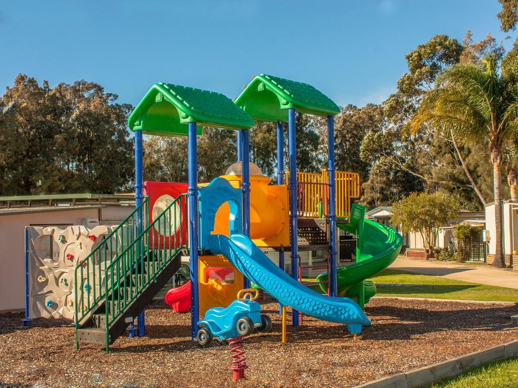 Caseys Beach Holiday Park Sunshine Bay Екстериор снимка