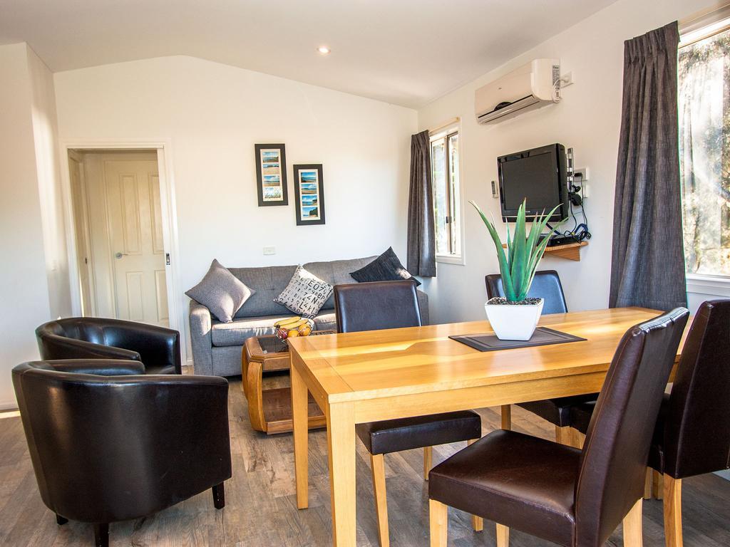 Caseys Beach Holiday Park Sunshine Bay Стая снимка