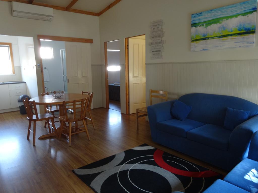 Caseys Beach Holiday Park Sunshine Bay Екстериор снимка