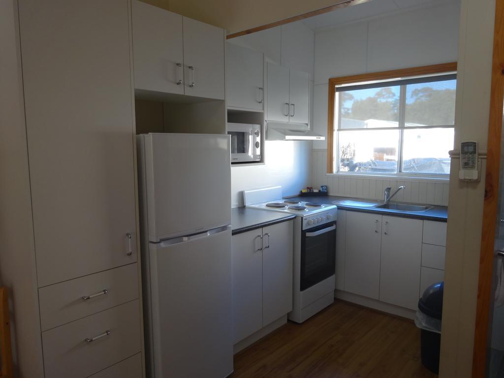 Caseys Beach Holiday Park Sunshine Bay Екстериор снимка